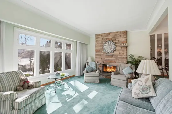 692 Miles RD, Hamilton, ON L0R 1P0