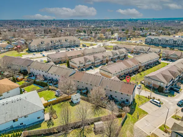 355 Fisher Mills RD #52, Cambridge, ON N3C 4N5