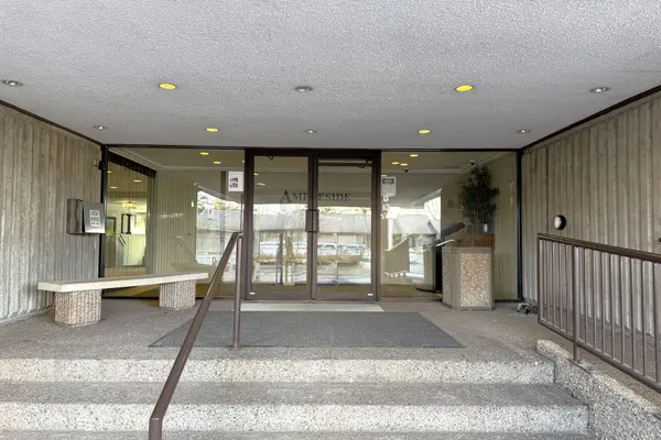 1171 Ambleside DR #408, Woodroffe, ON K2B 8E1