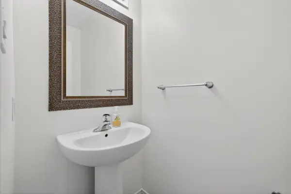 345 Nonius ST, Kanata, ON K2V 0E1