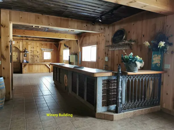 337 Escott Rockport RD, Leeds And The Thousand Islands, ON K0E 1R0