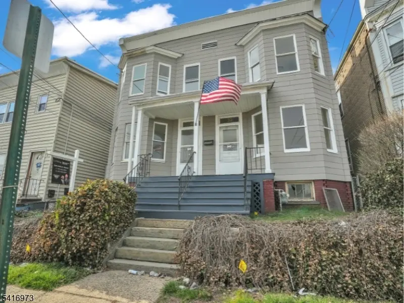 33-35 Delaware Street, Elizabeth City, NJ 07206