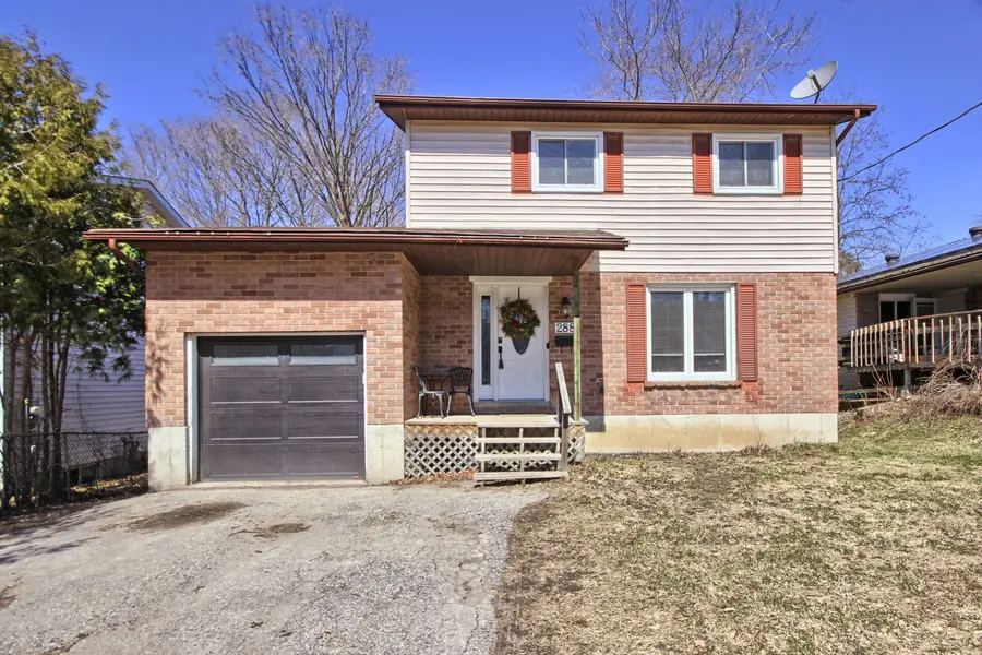 288 Terrace DR, Georgina, ON L4P 2Y8