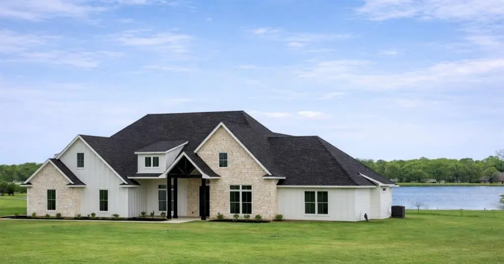 176 Vaughn Lane, Calera, OK 74730