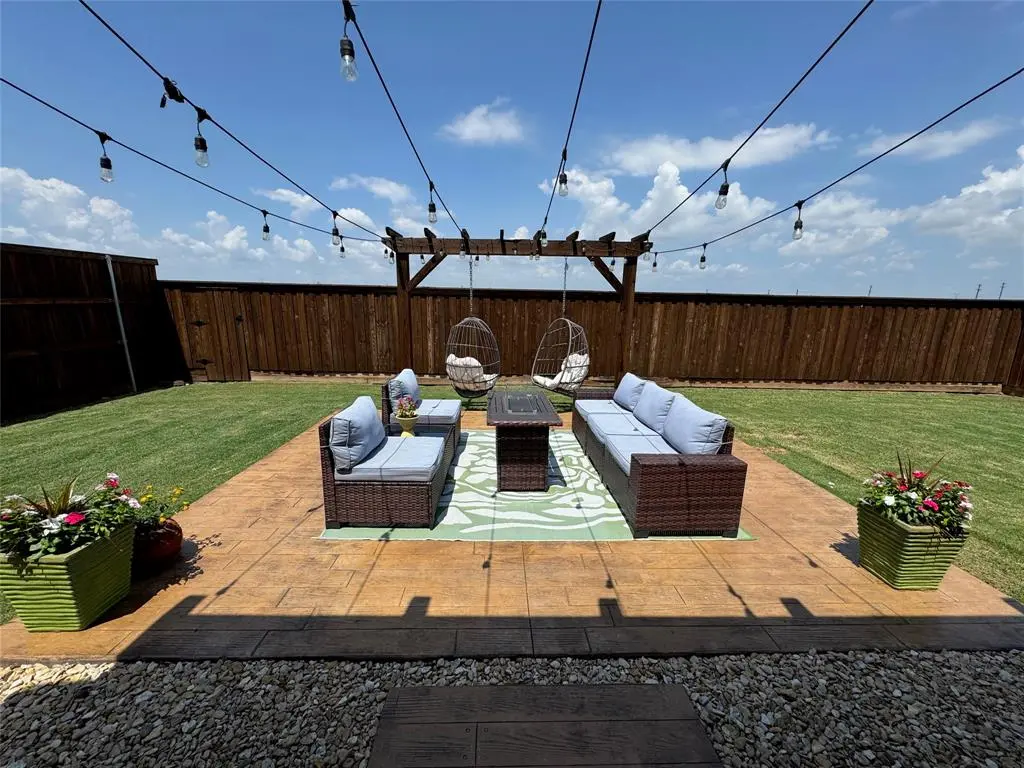 13863 Port Edwards Lane, Frisco, TX 75033