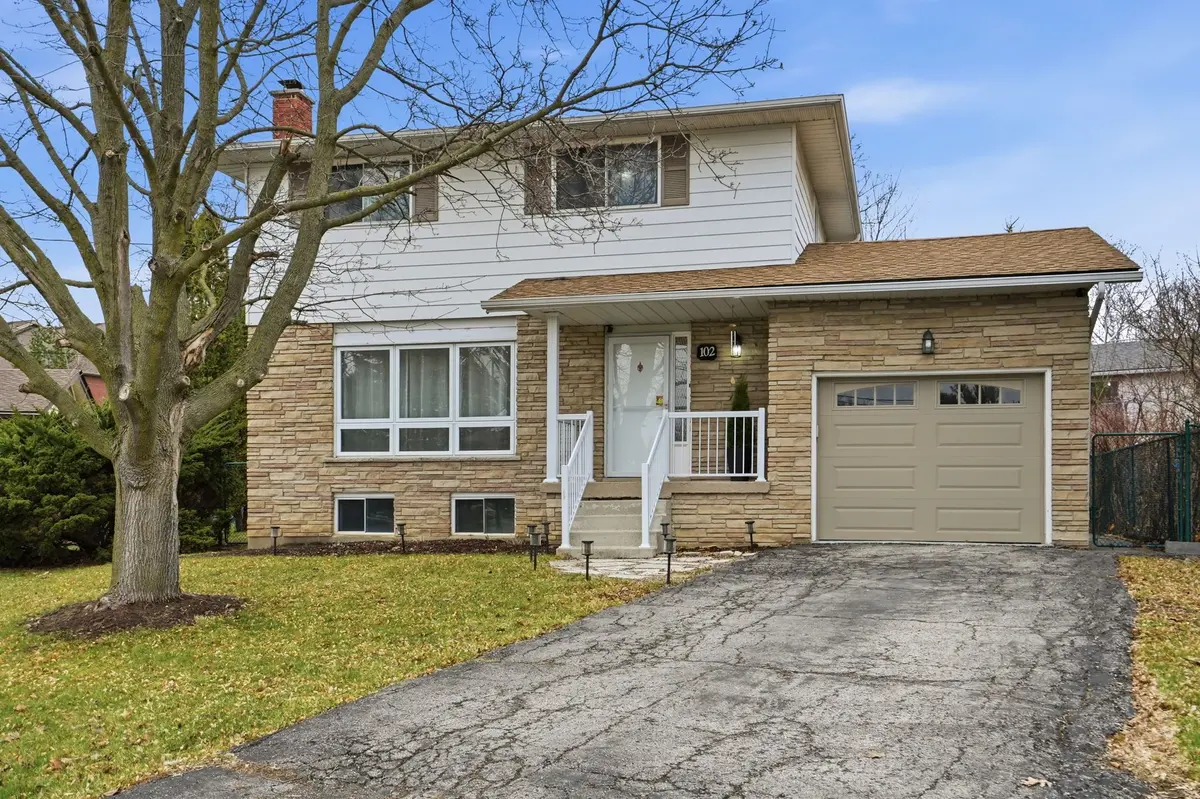 102 Dundee DR, Haldimand, ON N3W 1J8