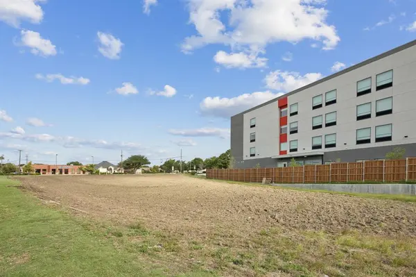 3320 Premier Drive, Plano, TX 75023