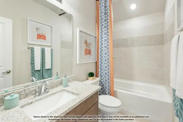 913 Creekhollow Drive, Godley, TX 76044