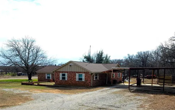285 Montgomery Road, Mineral Wells, TX 76067