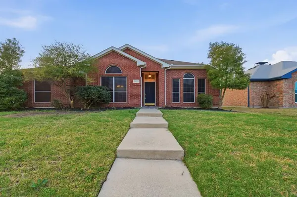 2525 Crooked Creek, Mesquite, TX 75181