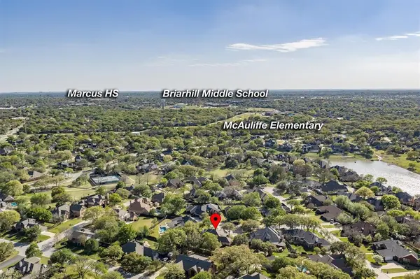 405 Leigh Court, Highland Village, TX 75077