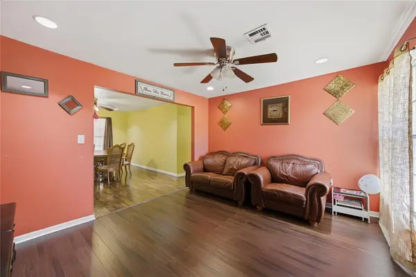 3624 Redbird Street, Bellmead, TX 76705