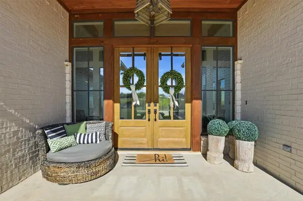 9104 Sirius Lane, Godley, TX 76044