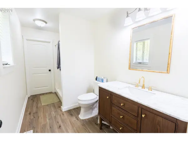 5155 LONE TREE CT NE, Salem, OR 97305