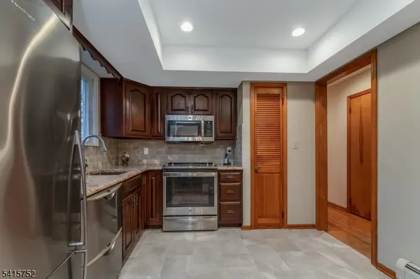 179 Brahma Ave, Bridgewater Twp., NJ 08807