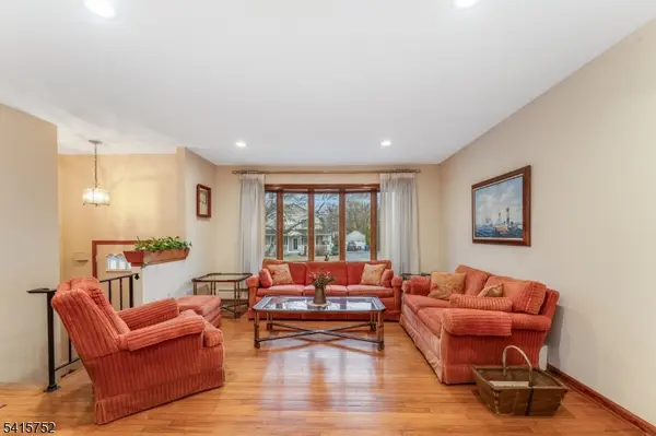 179 Brahma Ave, Bridgewater Twp., NJ 08807