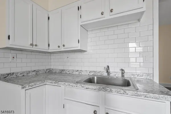 33-35 Delaware Street, Elizabeth City, NJ 07206