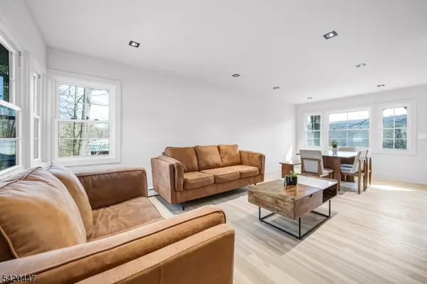 132 Upper High Crest Dr, West Milford Twp., NJ 07480