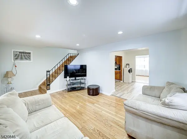 32 Montgomery St, Bloomfield Twp., NJ 07003