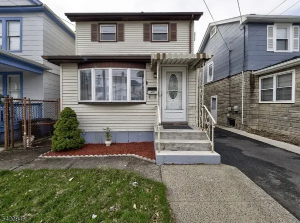 32 Montgomery St, Bloomfield Twp., NJ 07003