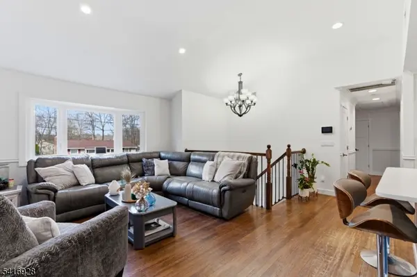 14 Cindy Ln, Jefferson Twp., NJ 07438