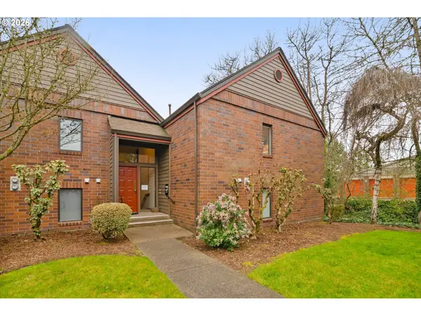 15695 SW 114TH CT #4, Portland, OR 97224