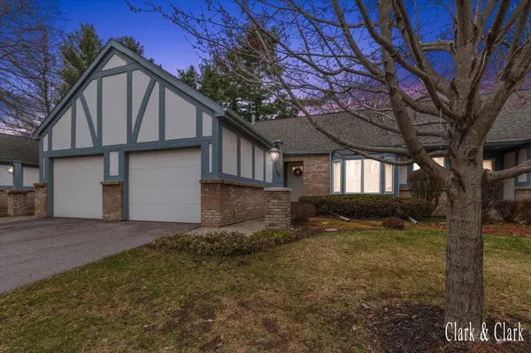 3167 Maple Villa DR SE, City Of Grand Rapids, MI 49508