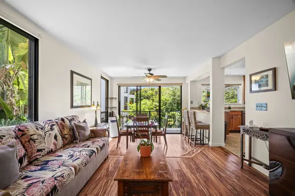 5301 KA HAKU RD #119, Princeville, HI 96722