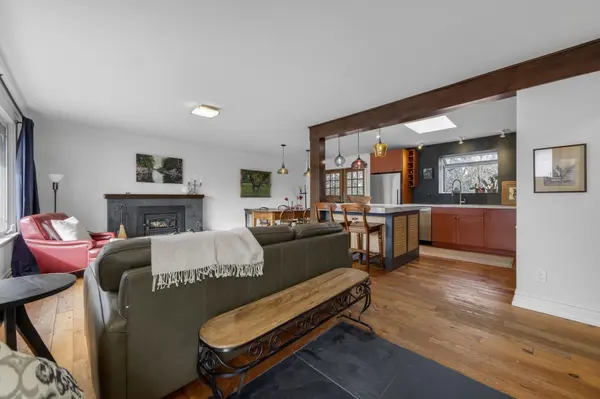 22 Rice DR, King, ON L0G 1T0