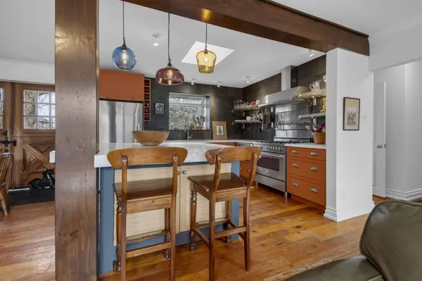 22 Rice DR, King, ON L0G 1T0