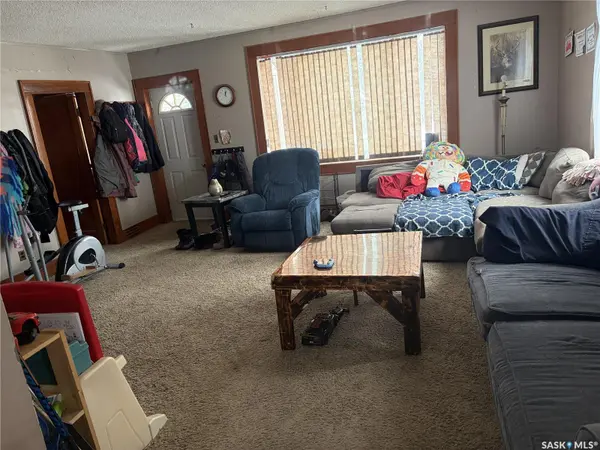 207 Third STREET E, Carnduff, SK S0C 0S0