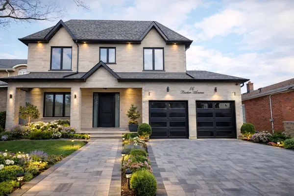 16 Barker AVE, Toronto W10, ON M9V 1E5