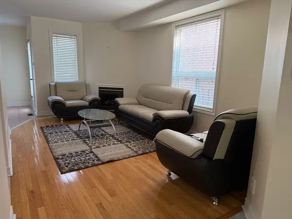 49 Summerdale CRES, Brampton, ON L6X 4V9