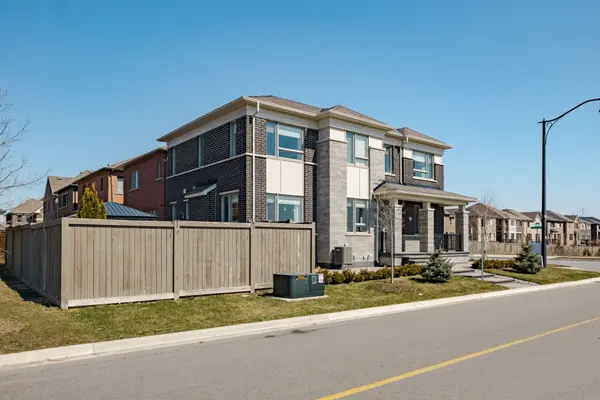 53 Affusion RD, Brampton, ON L7A 5G1