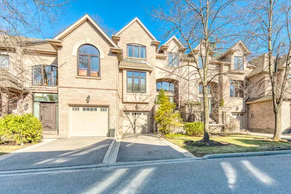 2303 HILL RIDGE CT #5, Oakville, ON L6M 3N3