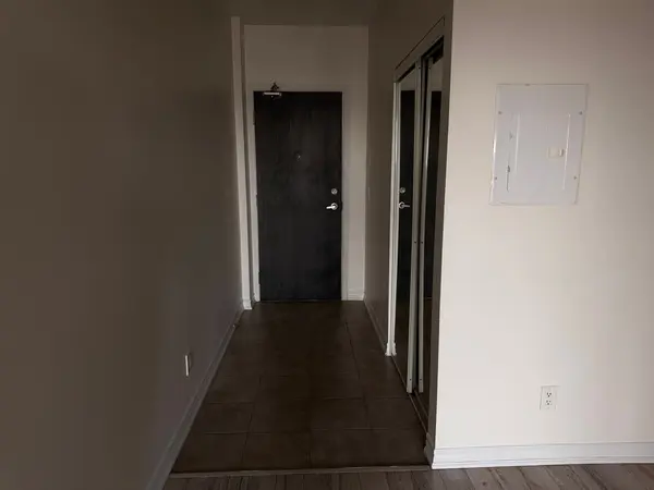 388 Prince Of Wales DR #703, Mississauga, ON L5B 0A1