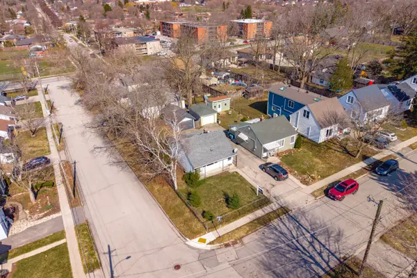 31 Dunkirk AVE, Guelph, ON N1E 4N7