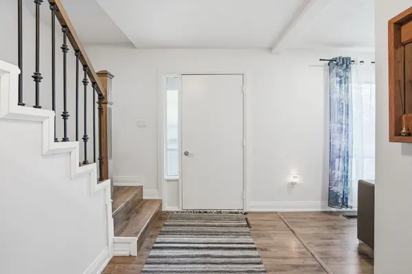 102 Dundee DR, Haldimand, ON N3W 1J8