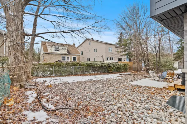 234, 236 Woodroffe AVE, Woodroffe, ON K2A 3V4