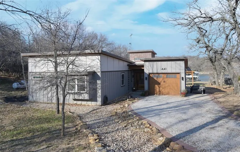 441 Cozy Cove Court, Chico, TX 76431