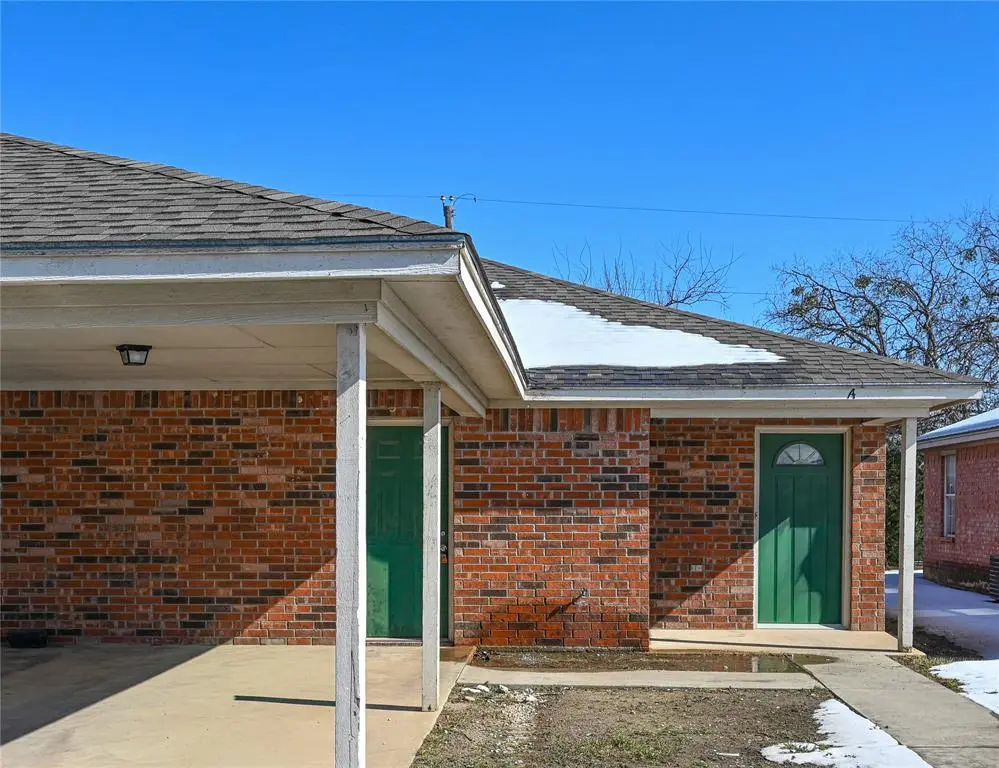 604 N Sewell Drive #A, Decatur, TX 76234