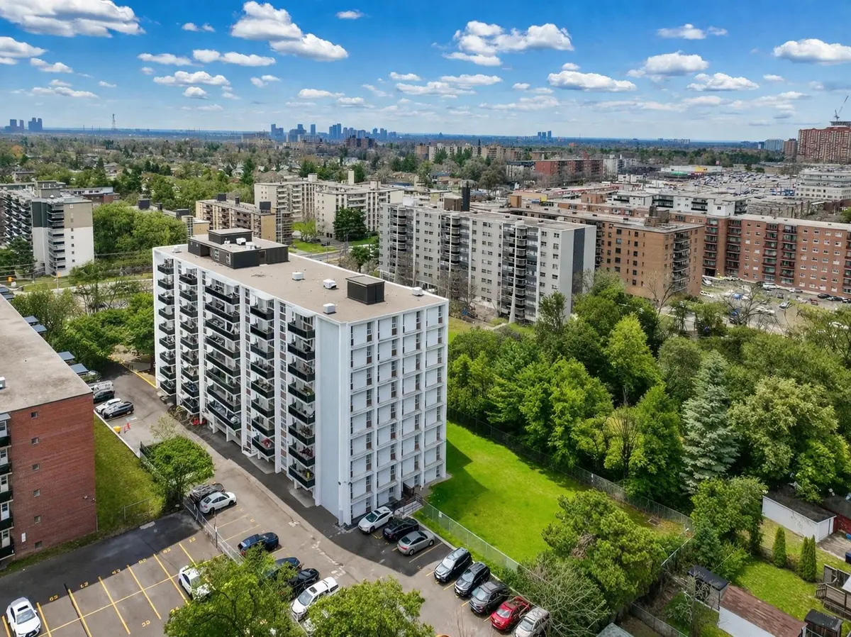 2245 Eglinton AVE E #1007, Toronto E04, ON M1K 2N3