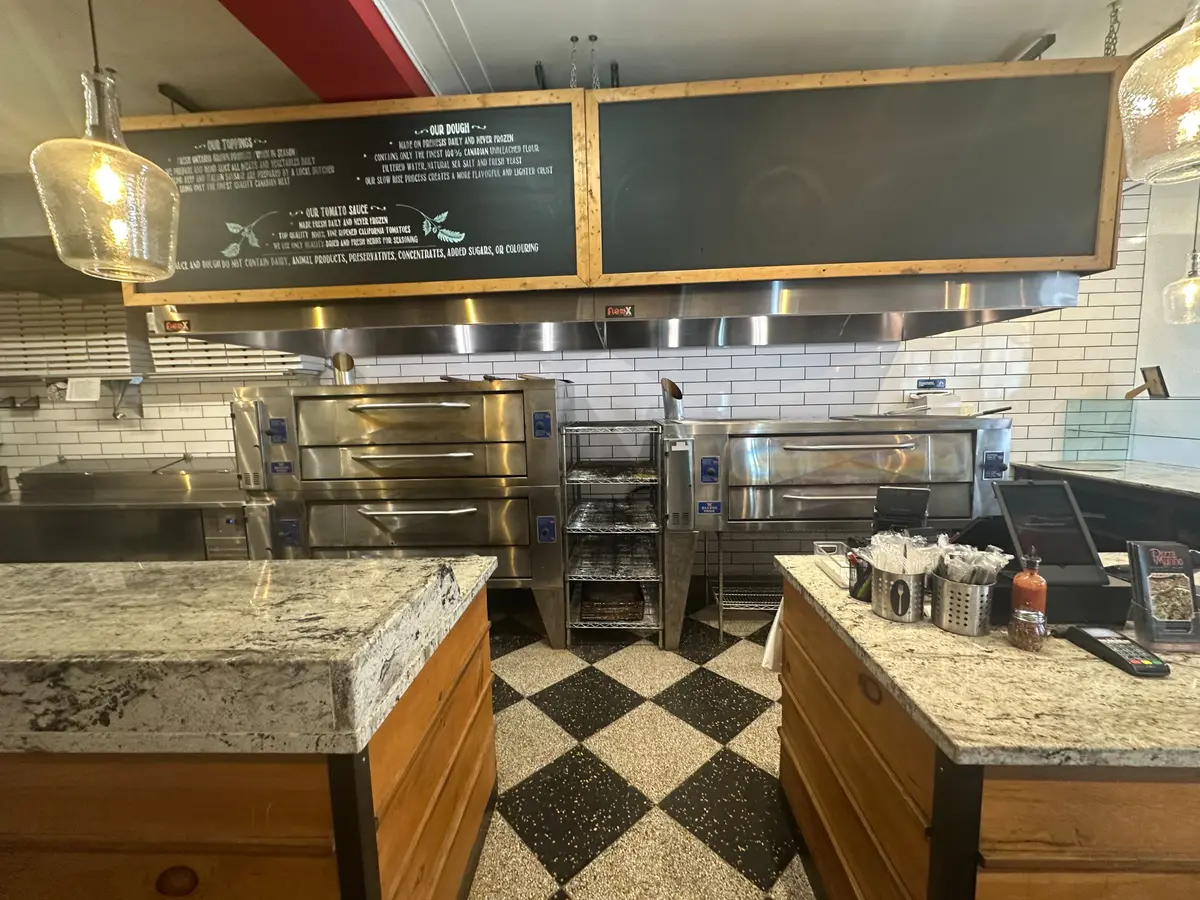 35 King ST E, Oshawa, ON L1H 1B2