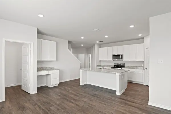 3127 Manchester Drive, Cleburne, TX 76031