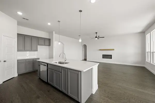 369 Paddle Boat Drive, Granbury, TX 76049