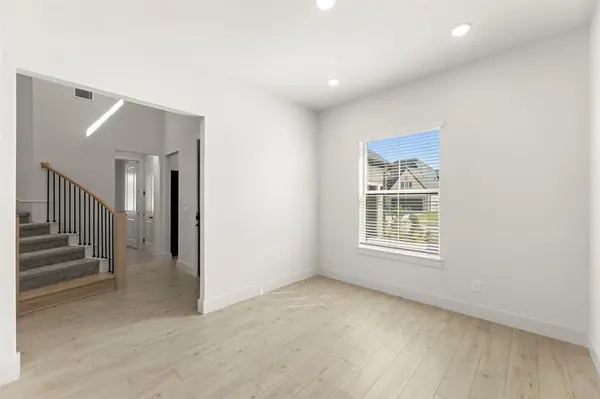 7220 Oak Knoll Place, Mckinney, TX 75071