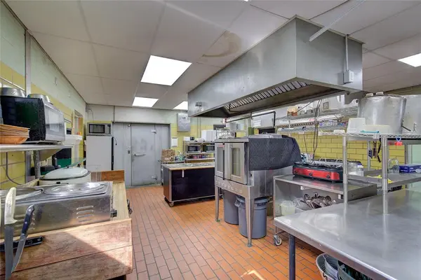 217 College Street, Sulphur Springs, TX 75482