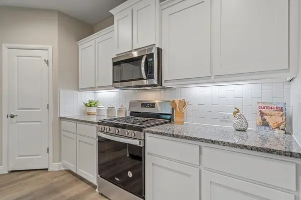 118 STANTON Avenue, Rhome, TX 76078