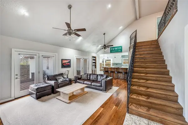 8206 San Cristobal Drive, Dallas, TX 75218