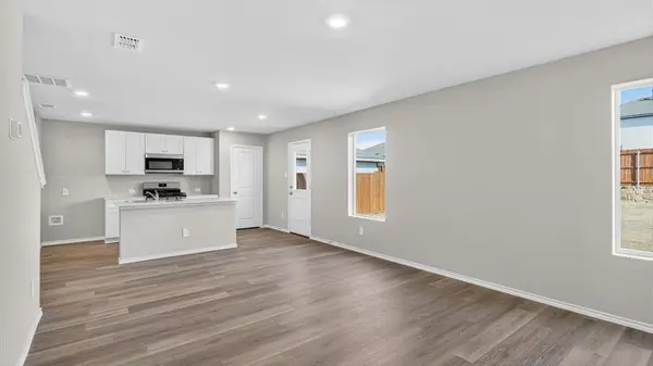 5573 CORDUROY Road, Denton, TX 76249